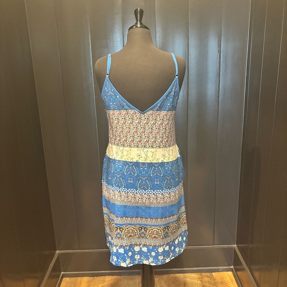 Bohemian Blue and Cream Strappy Dress - Picture 2 of 7
